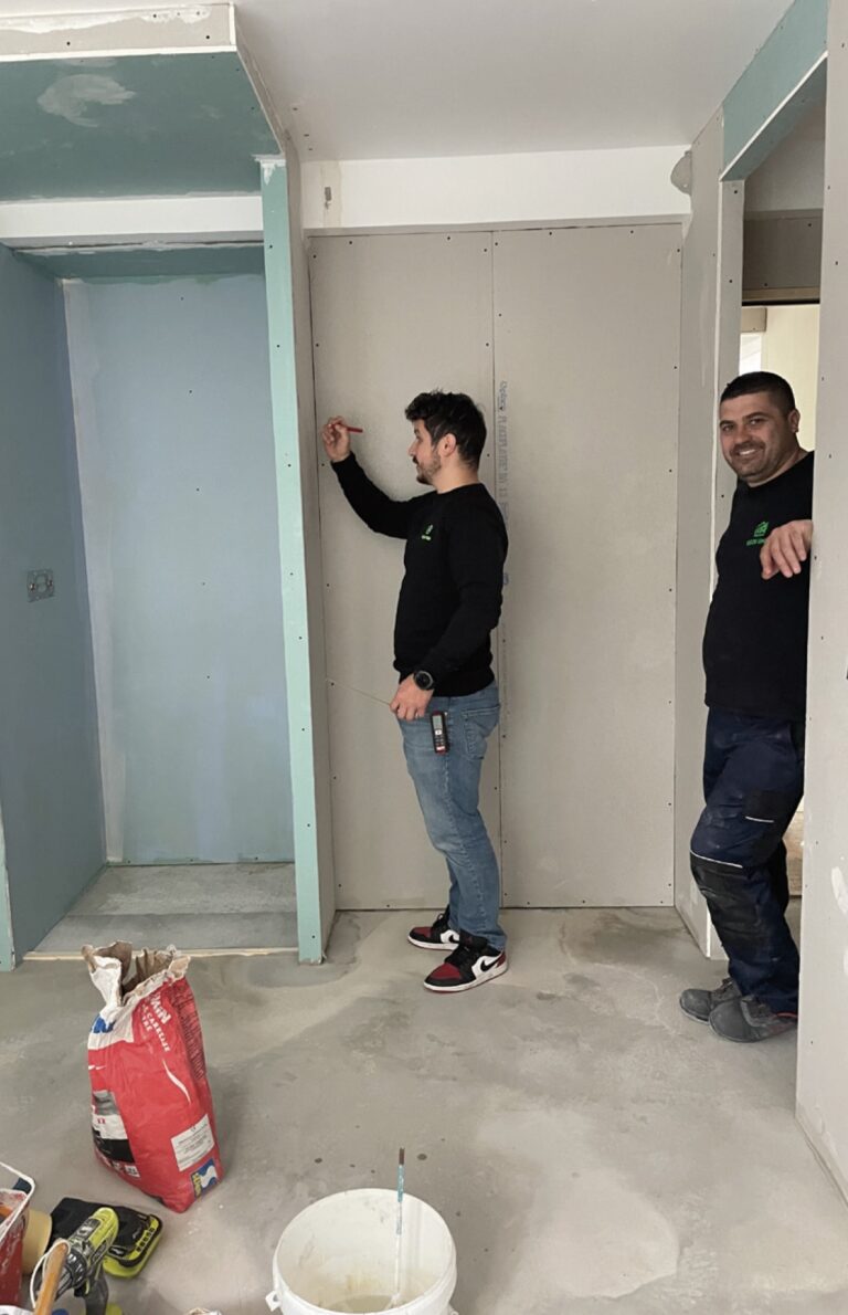 Equipe batiment nova factory